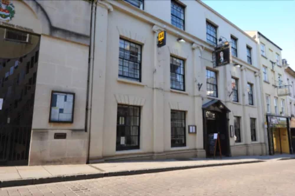 Ross on Wye - The Kings Head Hotel