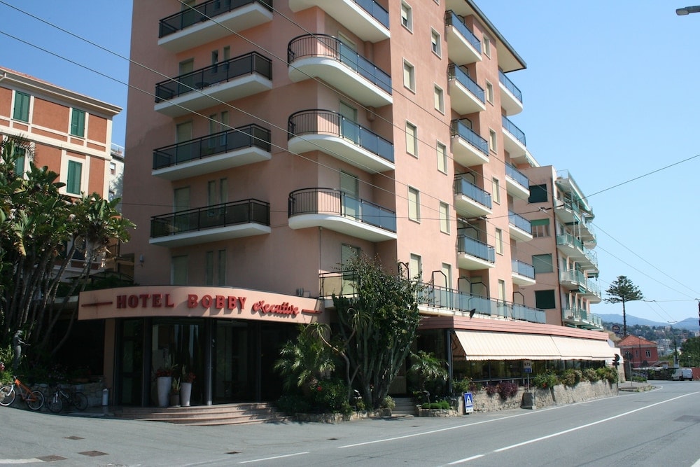 Stockholm - Sanremo - Bobby Executive