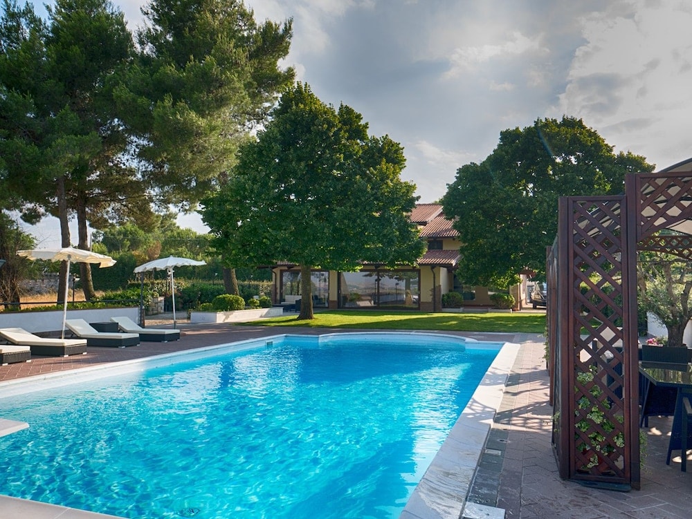 Pietrelcina - Villa dei Tigli Resort & SPA