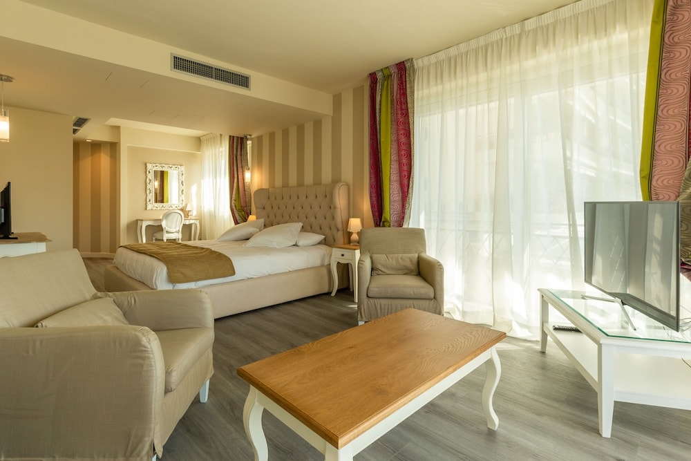 Stockholm - Menton - La Dolce Vita Hotel