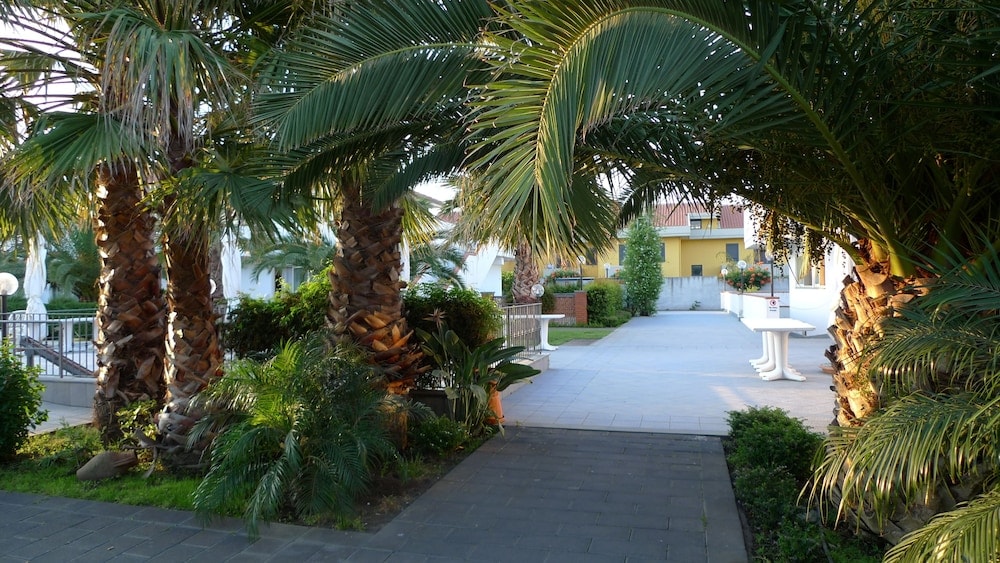 Stockholm - Giardini Naxos - King's House Hotel Resort