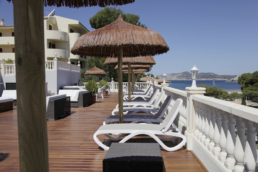 Luleå - Magaluf - Hotel Navia Santa Ponsa - Adults Only