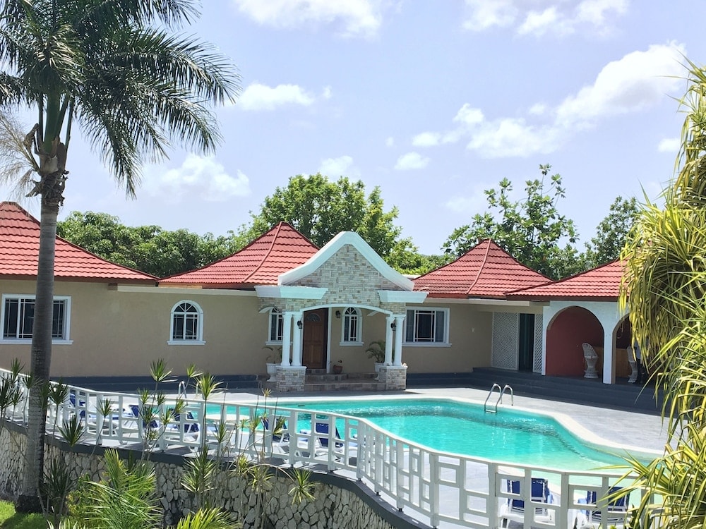Negril - Gold Nugget Hotel