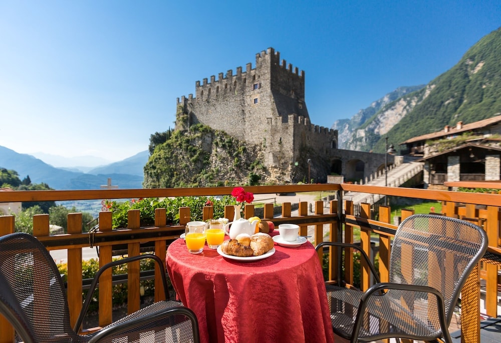 Riva del Garda - Hotel Antica Croce - Gardaslowemotion