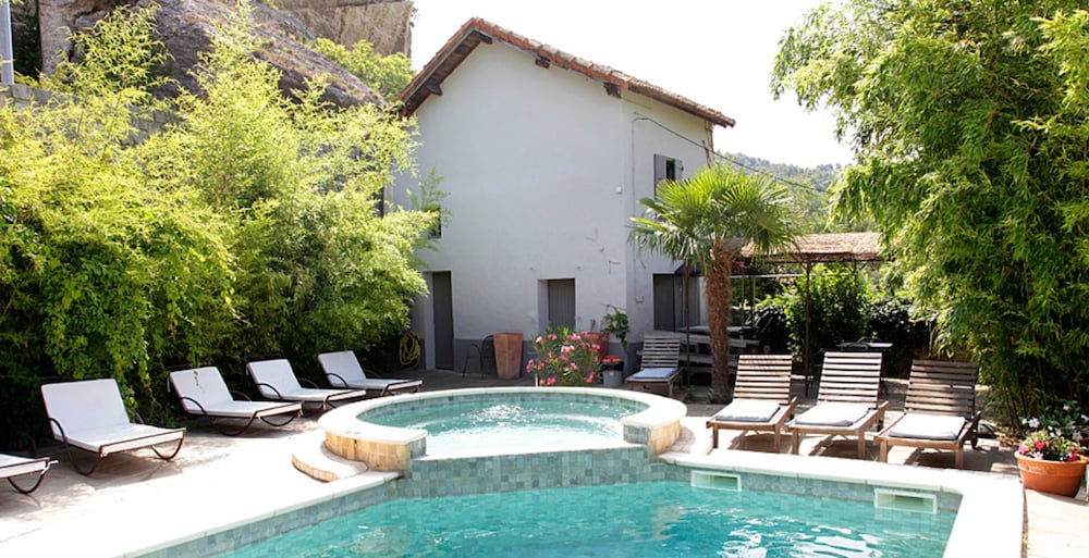 Malaucène - Hôtel la Fête en Provence