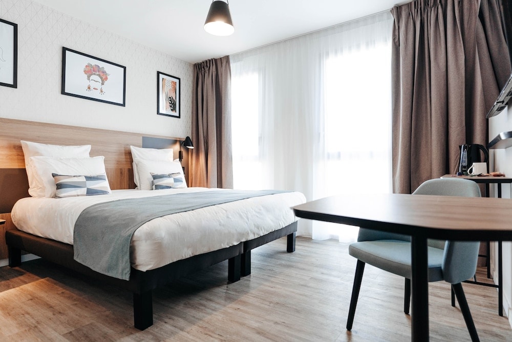 Poissy - Appart'City Collection Saint Germain en Laye