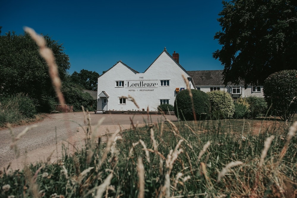 Chardstock - The Lordleaze Hotel And Restaurant