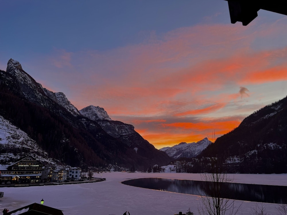 Alleghe - Hotel TEA DOLOMITI - Lago di Alleghe - Monte Civetta