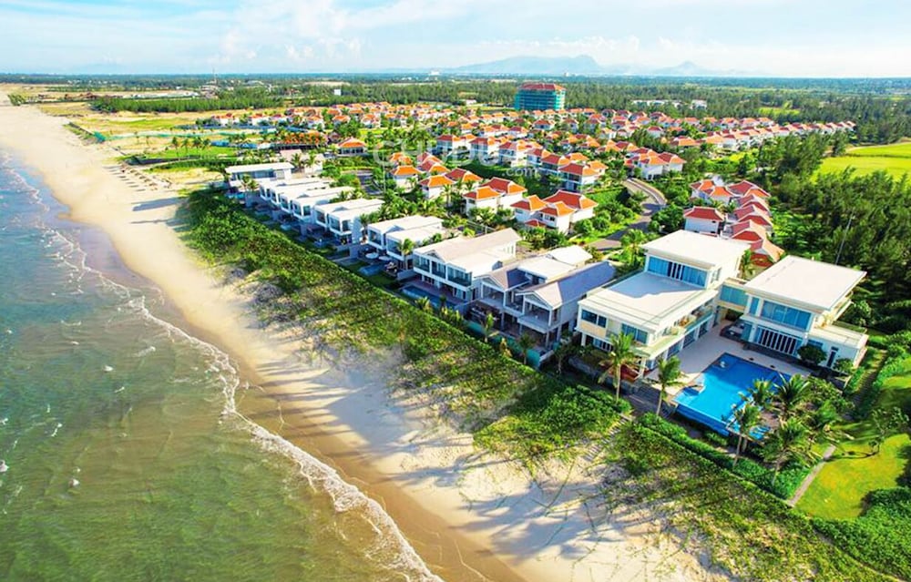 Trà Khê (1) - Ocean Luxury Villas Danang
