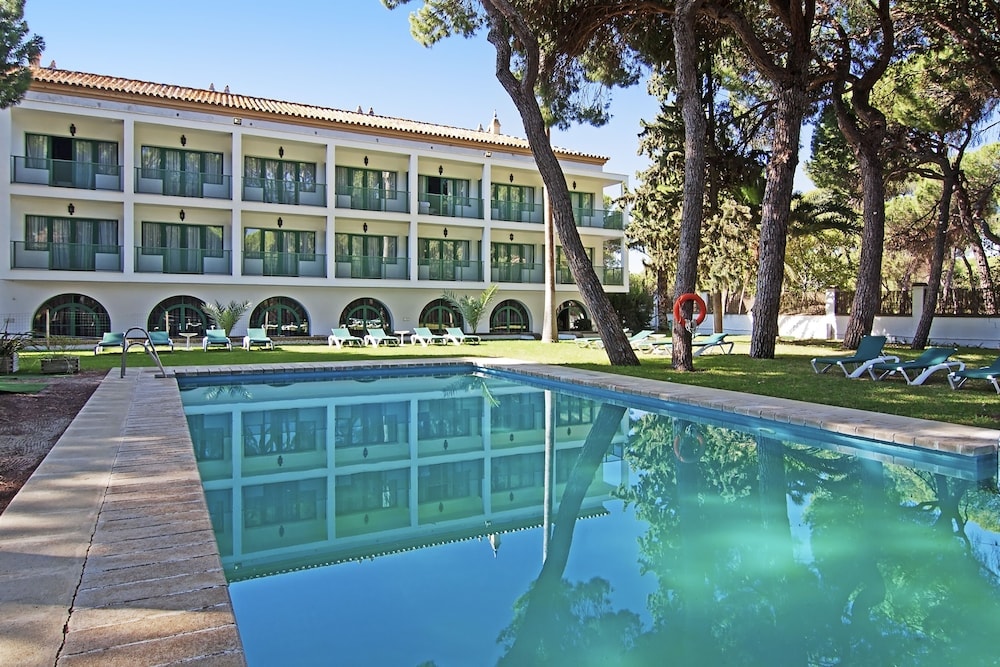 Gandul - Hotel Oromana