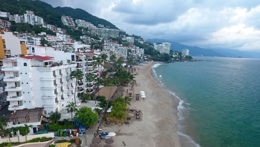 Puerto Vallarta - Emperador Vallarta Beachfront Hotel and Suites