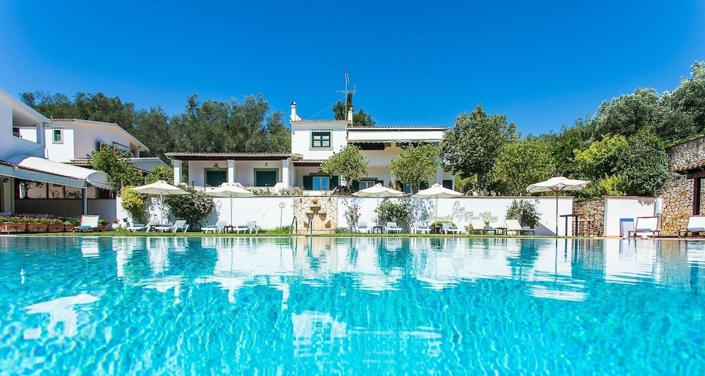 Dassia, Corfu - Paradise Inn