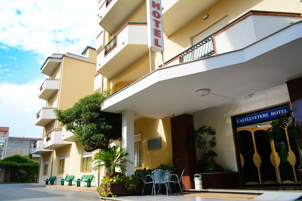 Roccella Jonica - Castelvetere Hotel