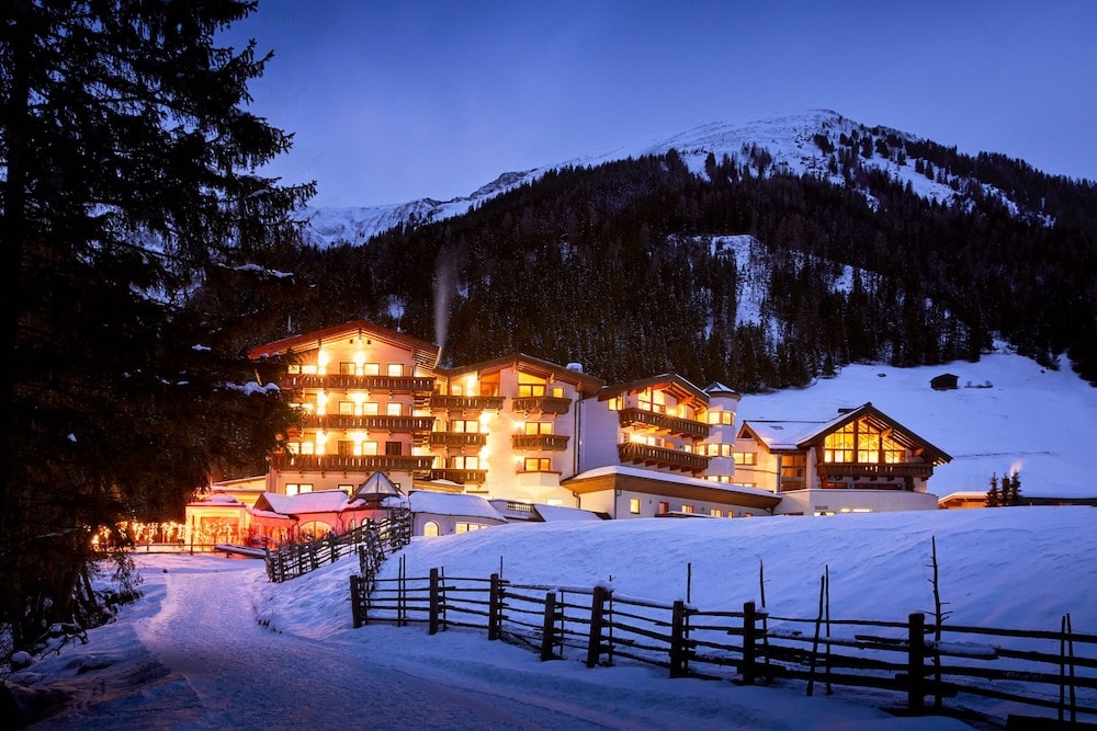 Hintertux - Adler Inn Tyrol Mountain Resort SUPERIOR