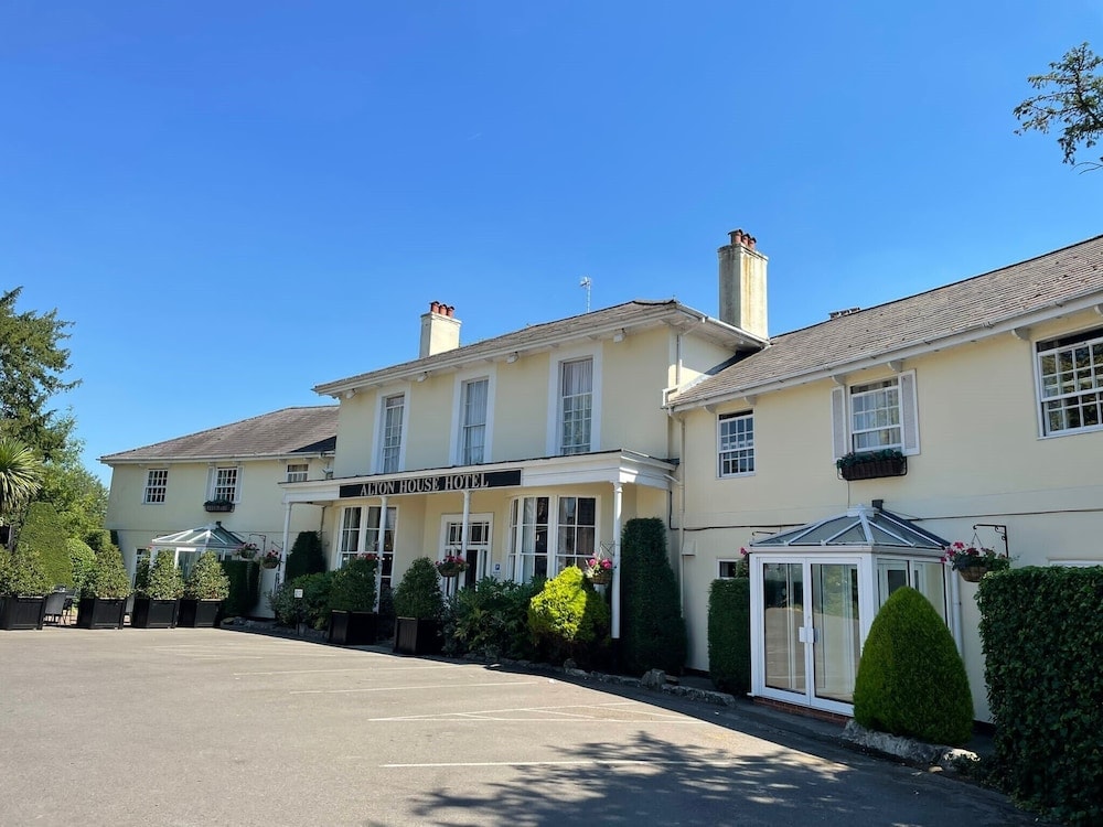 Alton, Hampshire - Alton House Hotel
