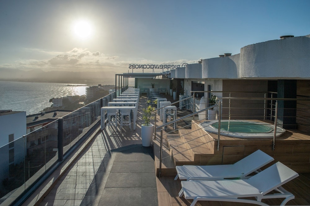 Göteborg - Costa Dorada, Spanien - Hotel Salou Sunset - Adults Recommended - by Pierre & Vacances