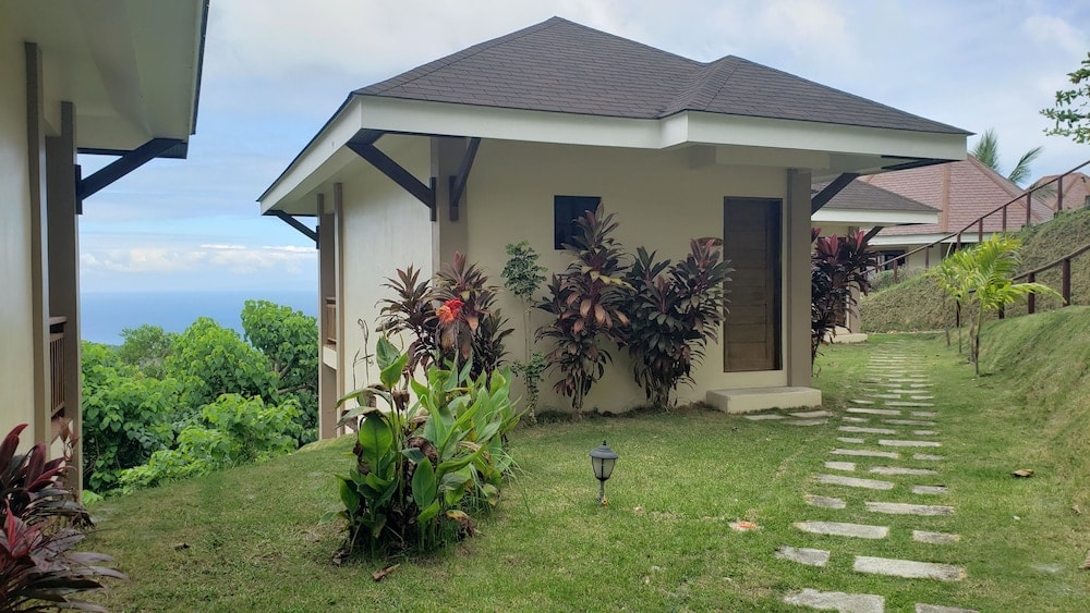 Siquijor - Infinity Heights Resort