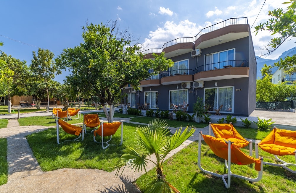 Göteborg - Konyaalti - GÜLER BUTİK HOTEL