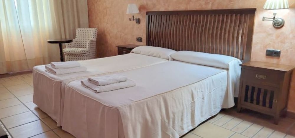 Plasencia - Hospedium Hotel Doña Mafalda de Castilla
