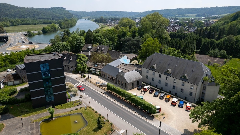 Dinant - Hotel Les Jardins De La Molignée