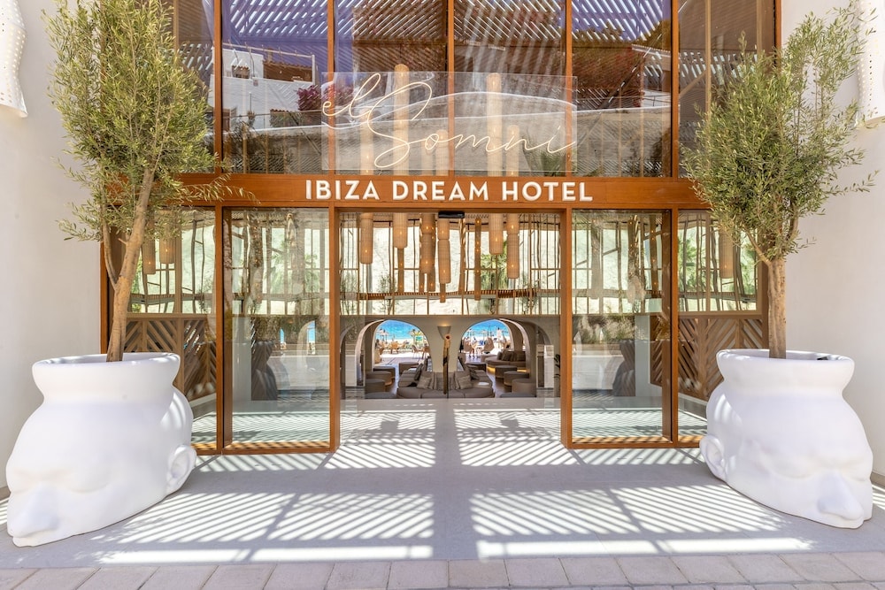 Göteborg - Portinatx - El Somni Ibiza Dream Hotel by Grupotel