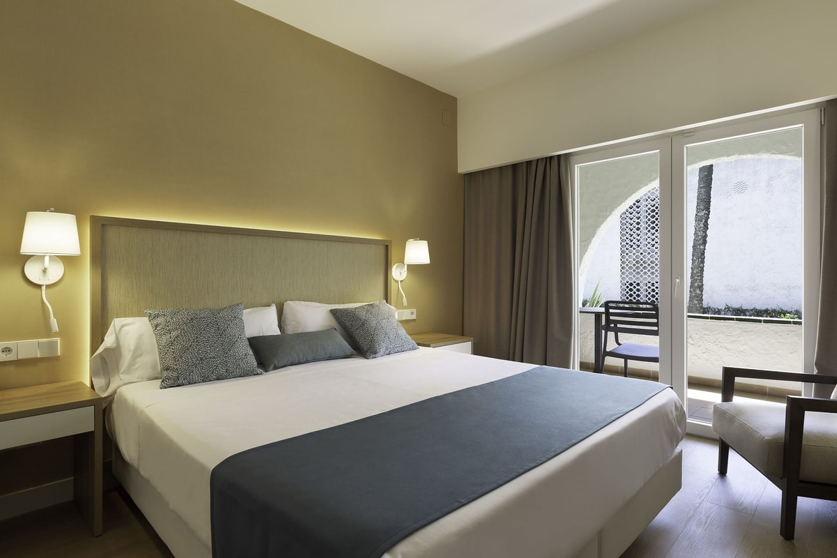Stockholm - Mahón - AluaSoul Menorca - Adults Only