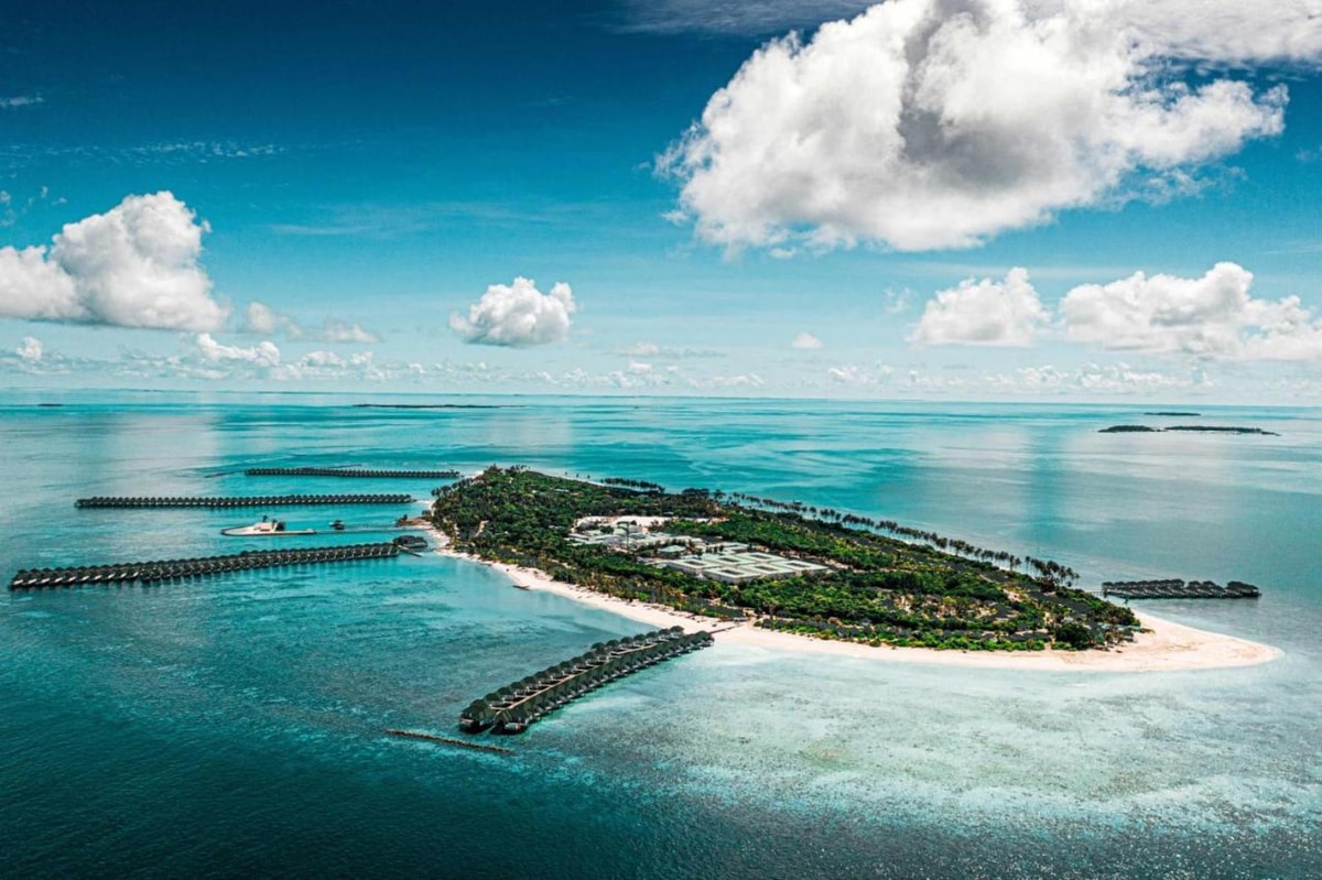 Göteborg - Lhaviyani Atoll - Siyam World Maldives - 24 hour Premium Inclusive