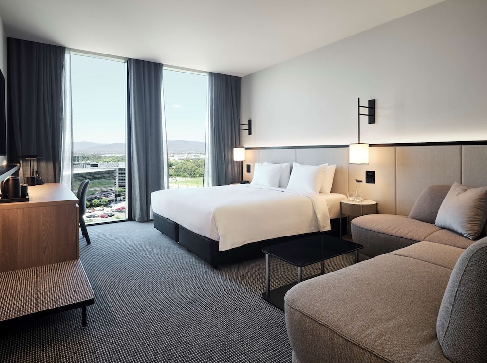 Dandenong - Hyatt Place Melbourne Caribbean Park
