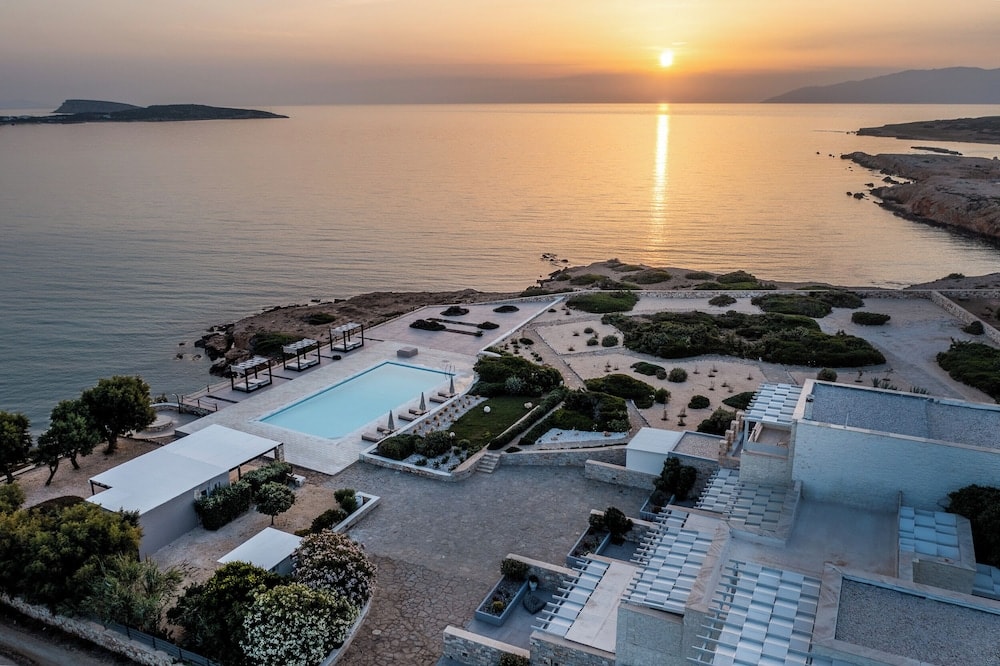 Stockholm - Naousa, Paros - Ambassador Luxury Villas