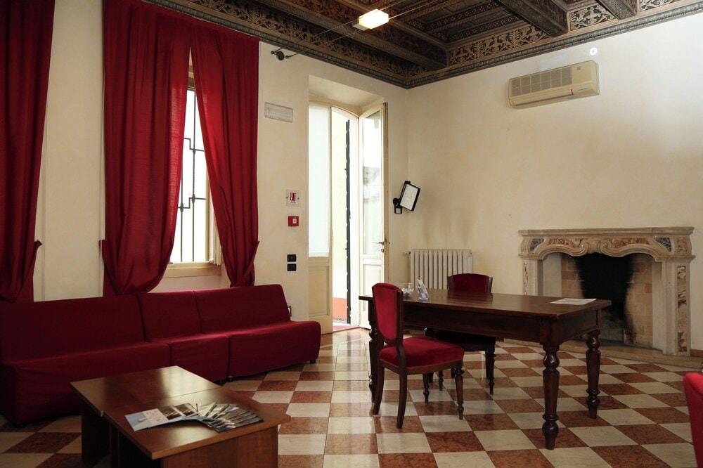 SantʼAntonio - Hotel Antica Dimora, MantegnaHotels