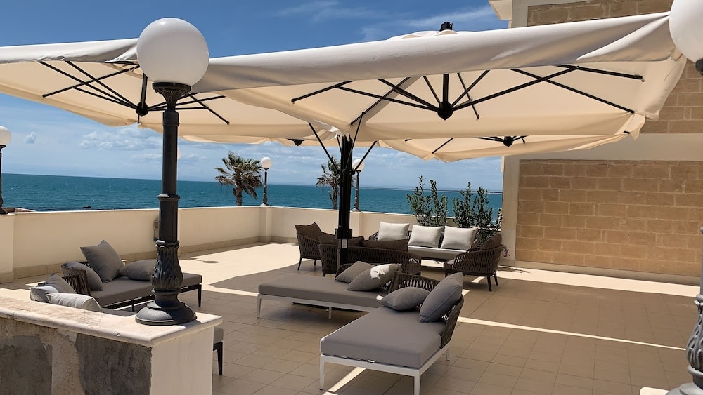 Massafra - Apulia Hotel Taranto Ara Solis