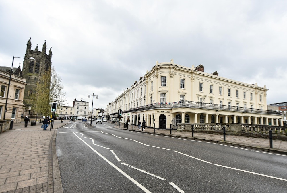 Warwick, Warwickshire - Terrace House