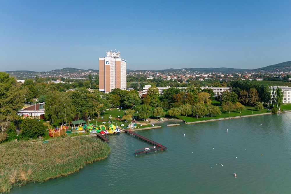 Balatonszőlős - Danubius Hotel Marina