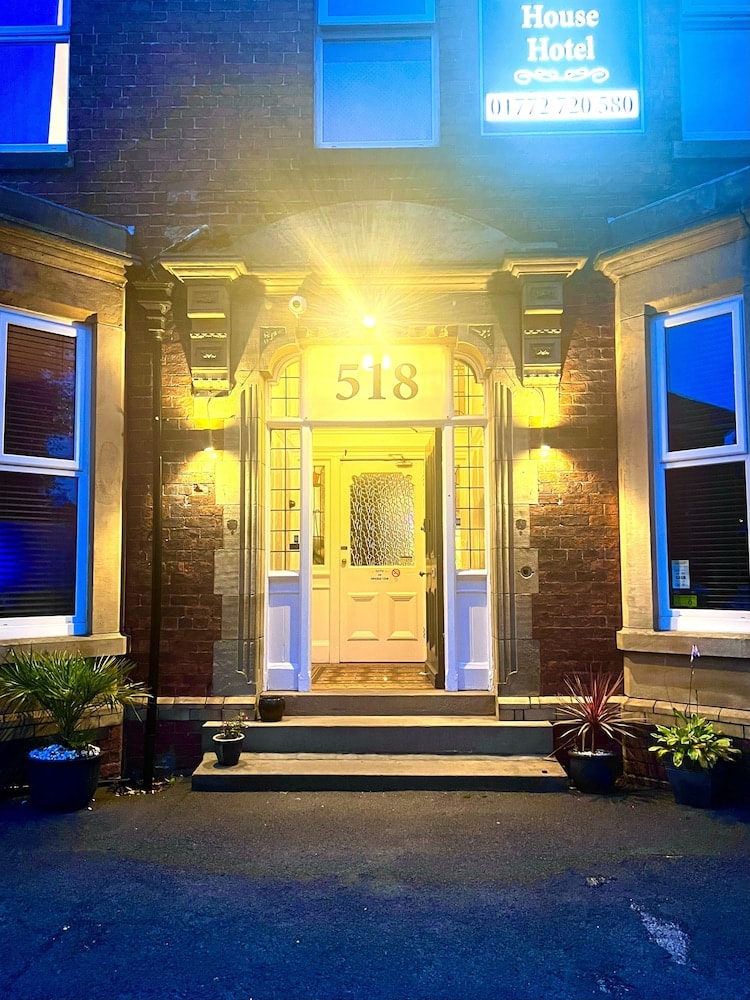 Preston, Lancashire - St Andrews house Hotel
