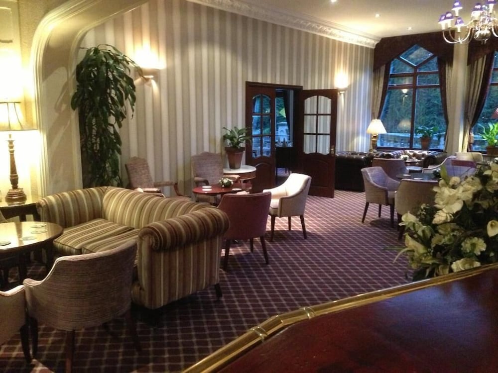 Thornton - Oakwood Hall Hotel