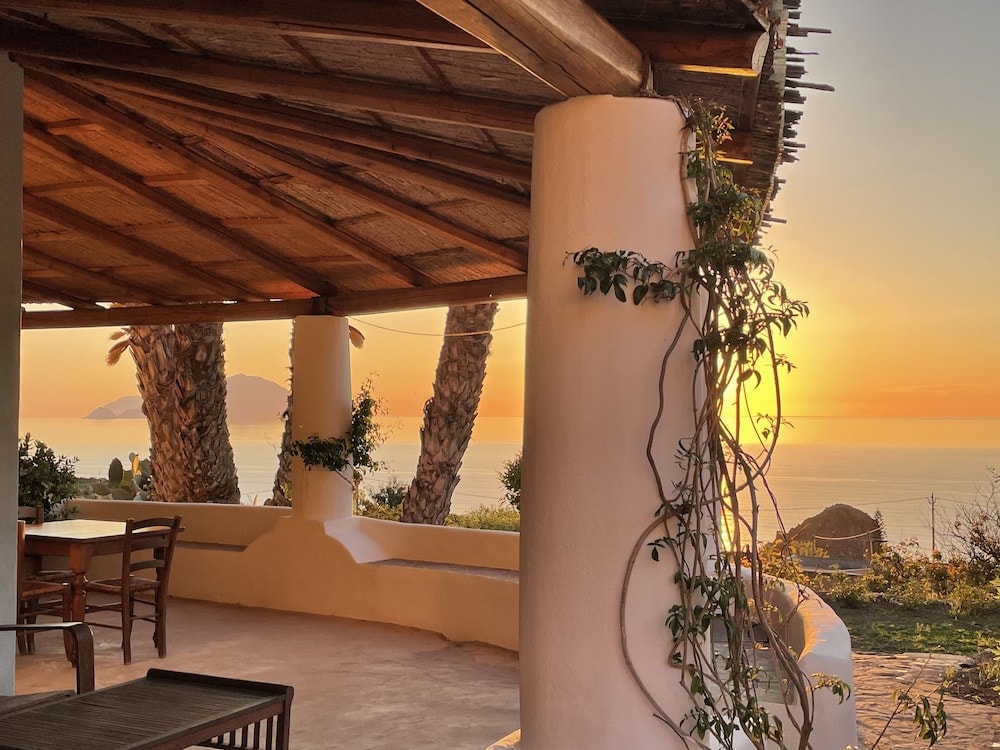 Santa Marina Salina - Hotel La Locanda Del Postino