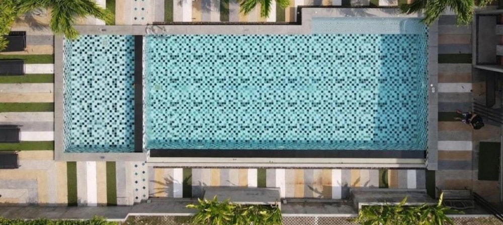 Stockholm - Thalang - The Rubber Hotel Phuket