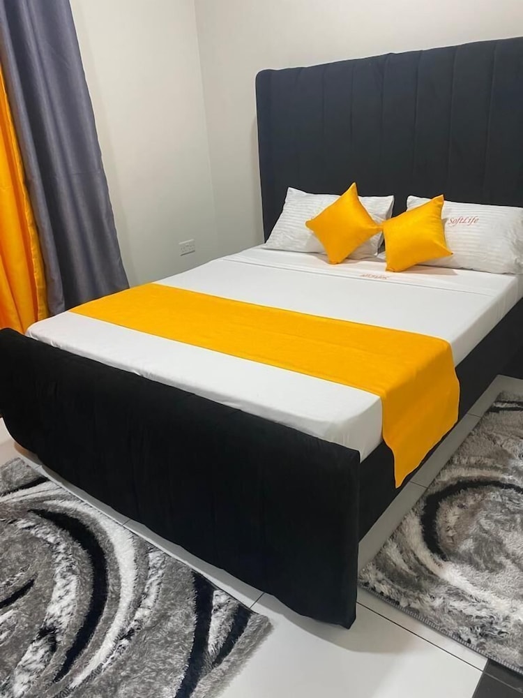 Mombasa - Lux Suites JSB Apartments Bamburi