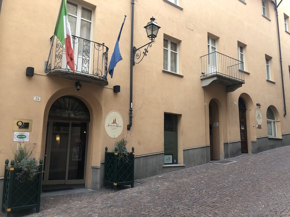 Costigliole Saluzzo - Hotel Boutique Antiche Mura