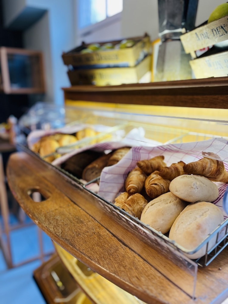 Ratingen - Stuckhotel Fettehenne