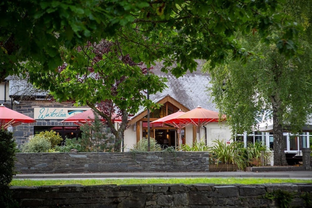 Betws-y-coed - The Waterloo Hotel