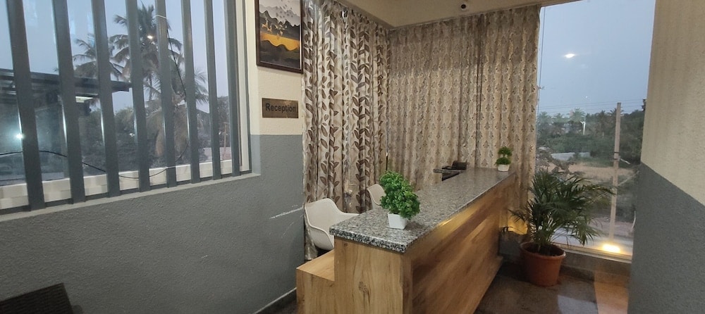 Hoskote - Hotel Amulya Regency