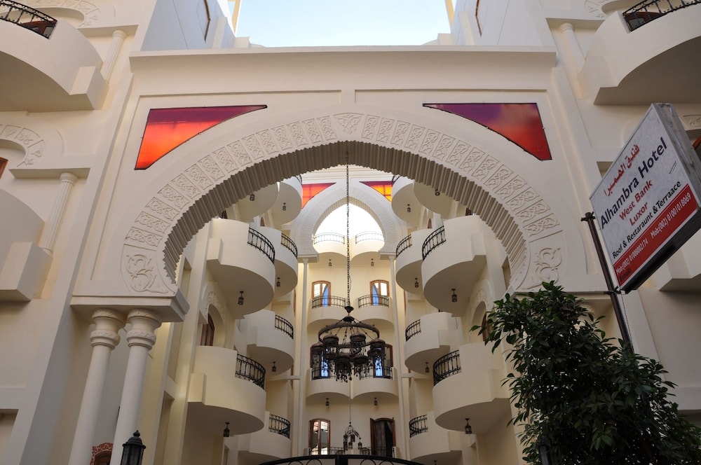 Al Hambra Hotel