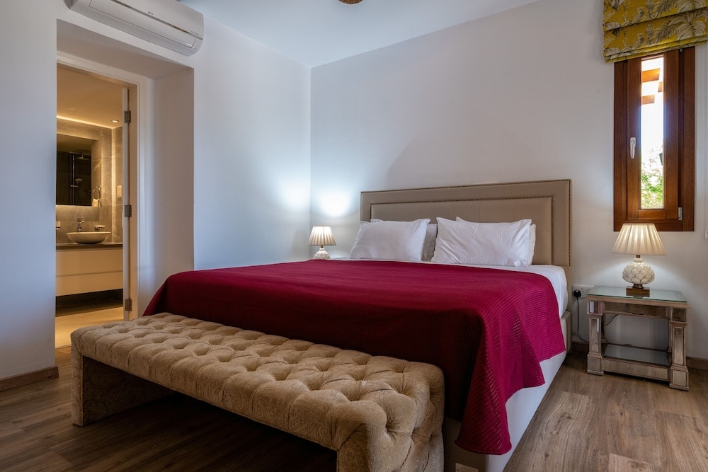 Göteborg - Kouklia - Stunning 3 bedroom villa 'BZ01' with private pool, stunning views, communal pool and resort facilities, Zephyros Village on Aphrodite Hills Re