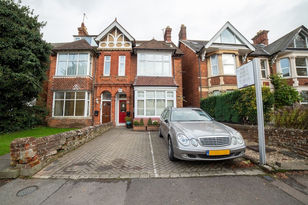 Oxford - OYO Lonsdale Guest House
