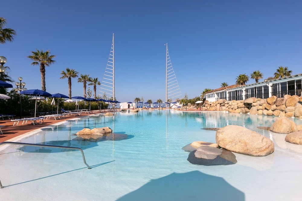 Geremèas - Phi Hotel Sighientu