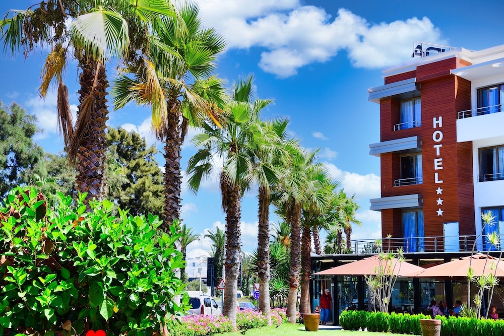 Hjar Ennhal - MIRANDA HOTEL - Tanger