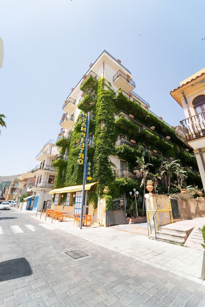 Göteborg - Taormina - Hotel San Pietro