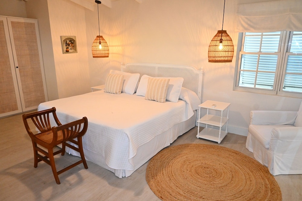 Speightstown - Little Good Harbour