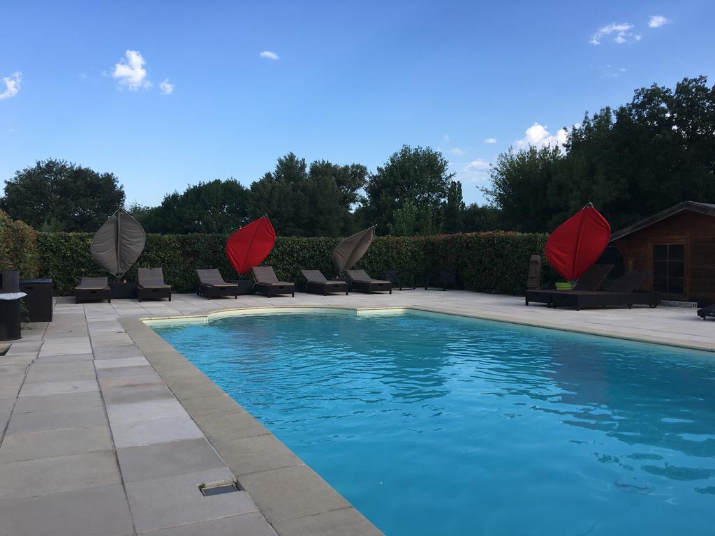 Saint-Antonin-sur-Bayon - Logis Hôtel & Spa Déjeunez Sous L'Arbre